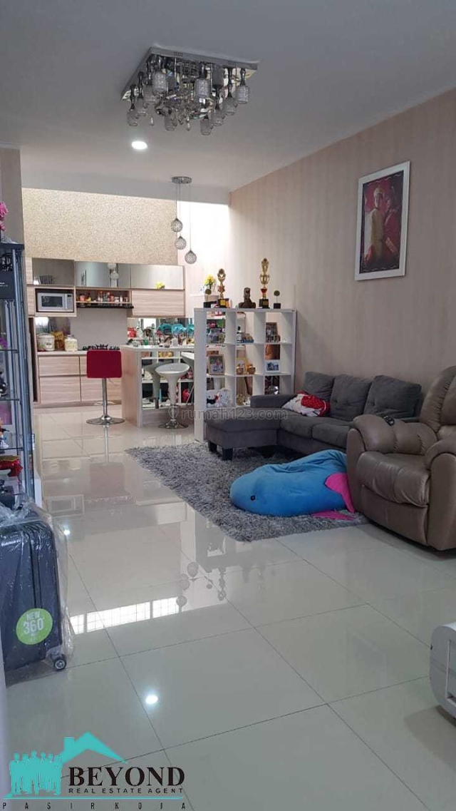 RUMAH MODERN BIKIN JATUH HATI DI TAMAN KOPO INDAH BANDUNG, Taman Kopo Indah, Bandung