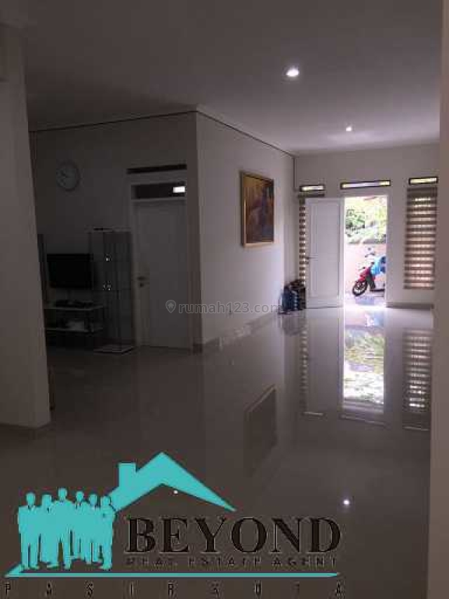 BAGUS BANGET! RUMAH KEREN DI TAMAN KOPO INDAH BANDUNG, Taman Kopo Indah, Bandung