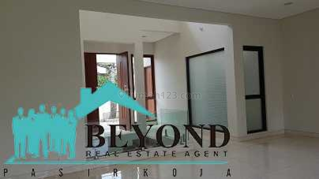 BEST ITEM! RUMAH BARU SUPER KEREN DI CISATU, CIUMBULEUIT BANDUNG, Ciumbuleuit, Bandung