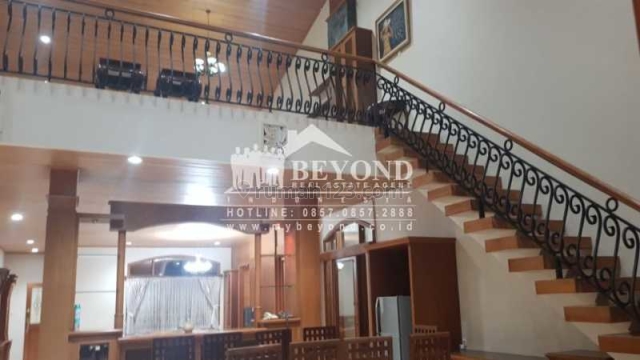 RUMAH SIAP HUNI SEJUK 2 LANTAI BUDI ASIH SETIABUDHI BANDUNG HARGA NEGO, Setiabudi, Bandung
