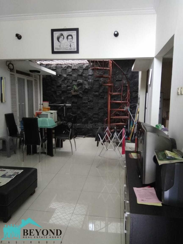 Rumah Bagus Nyaman Area Bandung Kota Baru Parahyangan Banyak Sumba, Kota Baru Parahyangan, Bandung