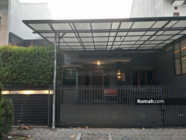 Rumah Singgasana Pradana, Mekar Wangi, Bandung