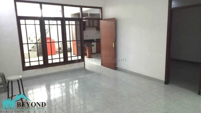 Rumah Bagus Nyaman Area Bandung Moch Toha Kembar, Regol, Bandung