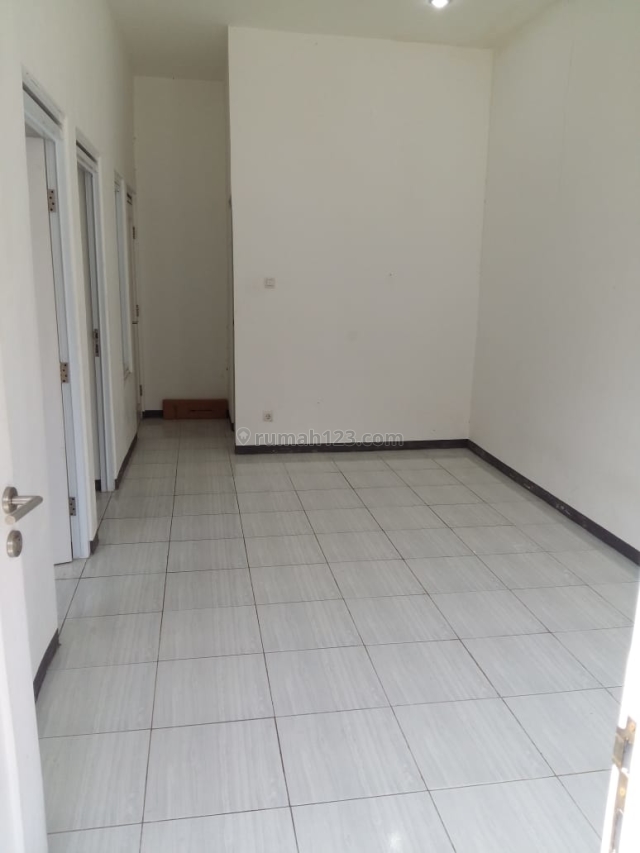 Rumah bagus keren siap huni dan harga nego di Area Bumi Parahyangan Cimahi Padalarang Bandung Barat, Padalarang, Bandung