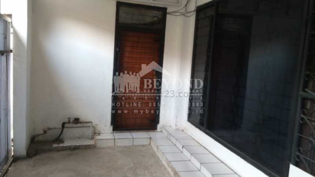 Rumah bagus keren siap huni dan harga nego di Area Dewi Sri Karapitan Bandung, Regol, Bandung