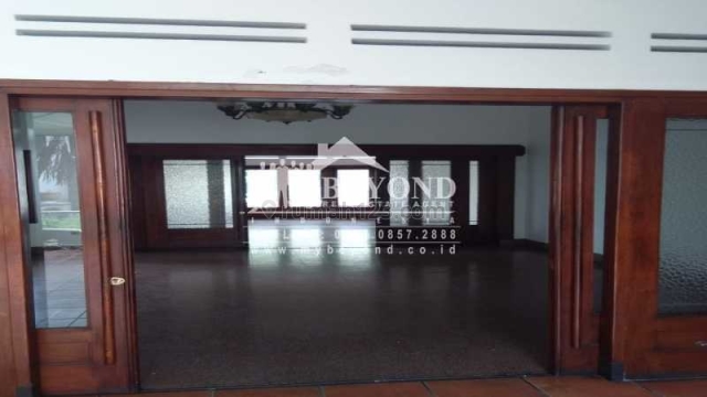 GAYA KLASIK MEWAH LANGKA BANGET DI DIPONEGORO DEKAT DAGO BANDUNG, Riau, Bandung