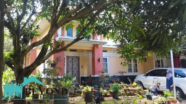 RUMAH MODERN GAYA UNIK SUPER CANTIK DI KOTA BARU PARAHYANGAN BANDUNG, Kota Baru Parahyangan, Bandung
