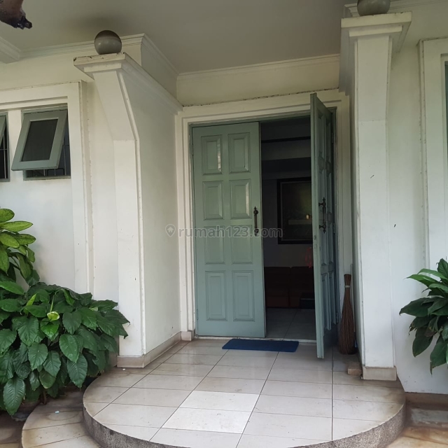 RUMAH SIAP HUNI DI KAWASAN ELIT PONDOK INDAH (YU), Pondok Indah, Jakarta Selatan