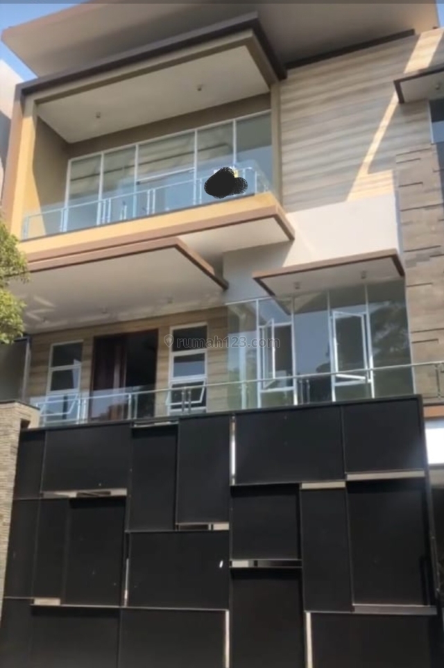 Rumah brand new minimalis siap huni, Pantai Indah Kapuk, Jakarta Utara