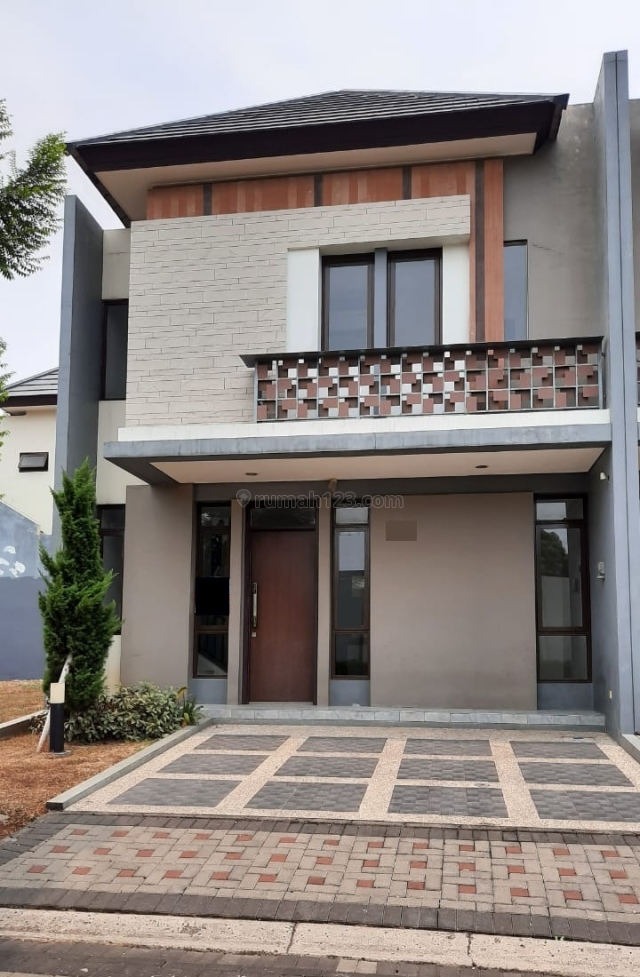 Rumah Mewah 2 Lantai di REGENTOWN BSD sangat murah, BSD, Tangerang