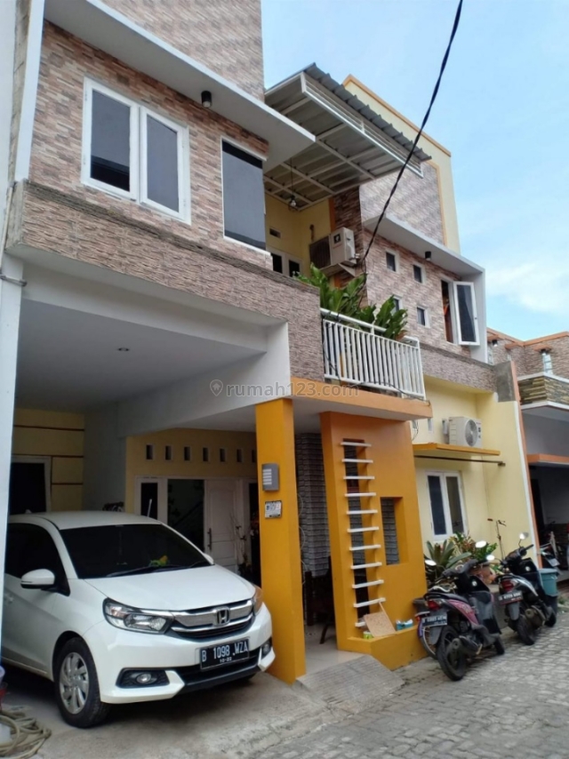 Rumah 2 lantai cantik minimalis dlm cluster siap huni deket kampus STAN, Pondok Aren, Tangerang