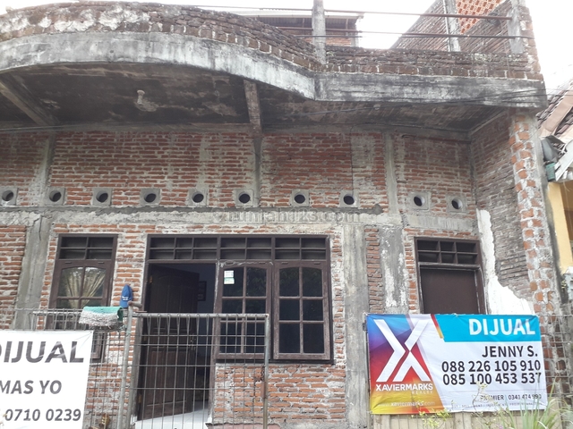 Rumah Jalan Terusan Kayan Kota Malang, Blimbing, Malang