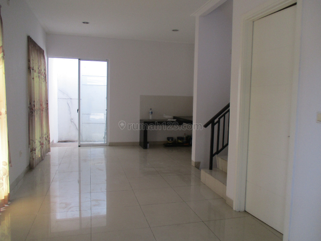 Rumah Green Lake City uk. 6x15 Ada AC termurah, Green Lake City, Jakarta Barat