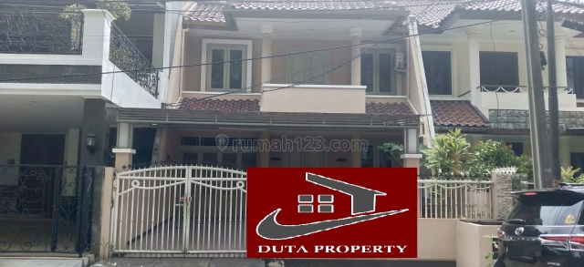 Rumah minimalis atap baja ringan di Bona Indah Jakarta Selatan, Lebak Bulus, Jakarta Selatan
