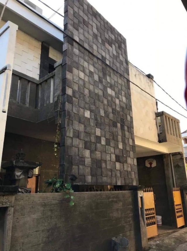 Rumah dekat Bandara Ngurah Rai dan Pantai Kuta Bali, Tuban, Badung