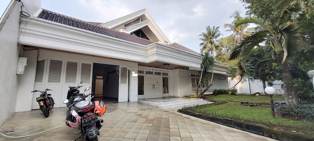 Rumah di Kavling Polri Ragunan, Jakarta Selatan, Private Pool, Siap Huni, 6 Bedroom, Ragunan, Jakarta Selatan