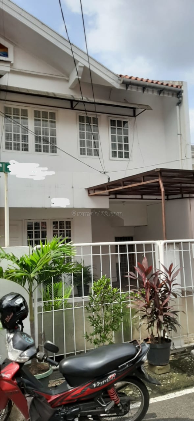Rumah Bagus Siap Huni Di Panglima Polim Kebayoran Baru, Ada Taman Belakang, Kebayoran Baru, Jakarta Selatan