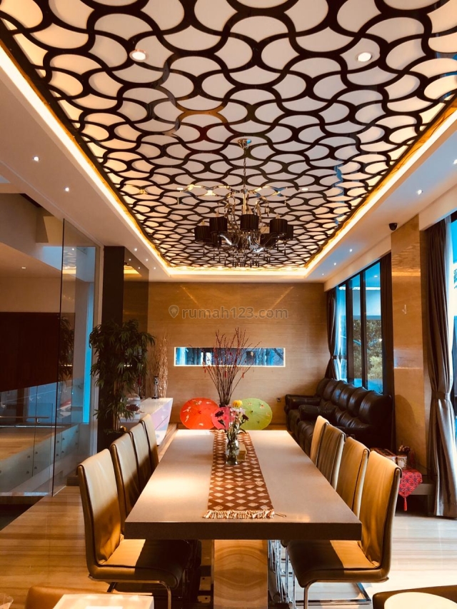 Rumah mewah minimalis, marmer, swimming pool, 19m, Pantai Indah Kapuk, Jakarta Utara