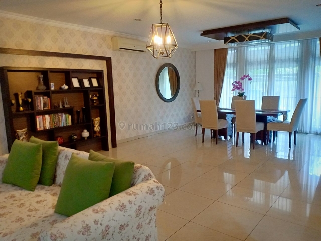 Rumah di Lebak Bulus Jakarta Selatan, Lebak Bulus, Jakarta Selatan