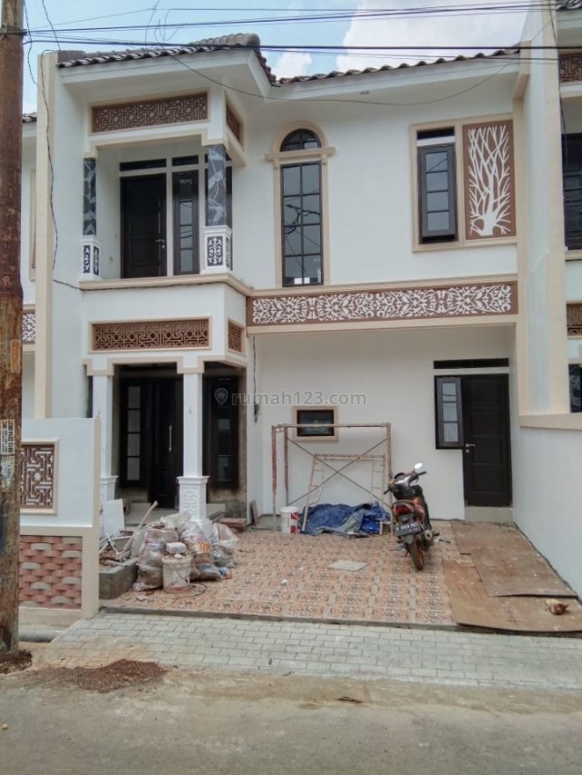 Rumah mewah Design Modern Clasic di tanah baru, Depok, Tanah Baru, Depok