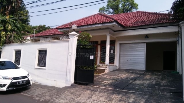 Nicely house with single storey building, Kemang, Jakarta Selatan