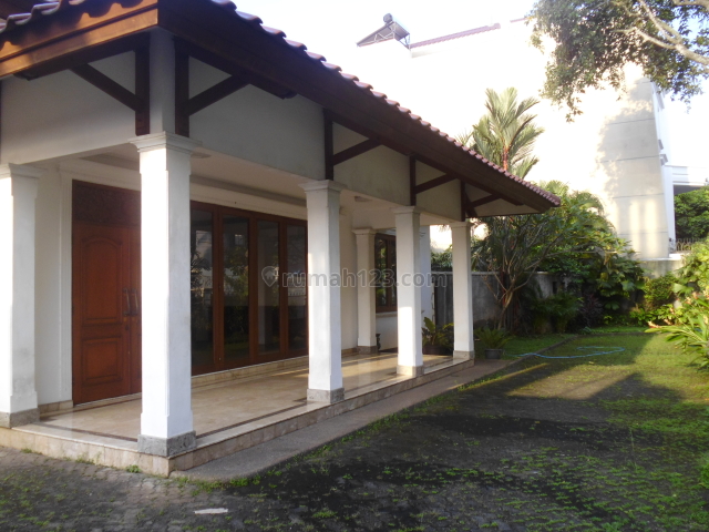 Beautiful house at Kemang area 3500 USD, Kemang, Jakarta Selatan