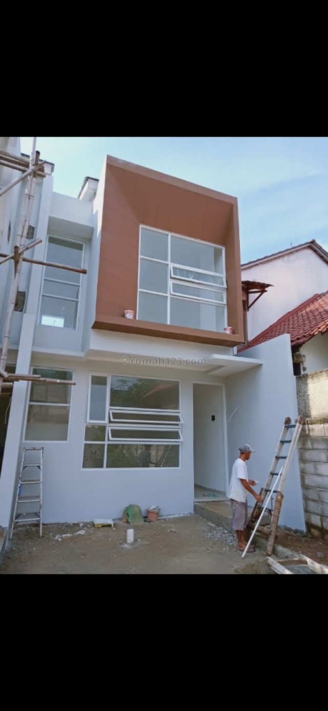 Rumah Jakarta Selatan pondok labu, 2 lantai, di Cilandak, Cinere, Cinere, Jakarta Selatan
