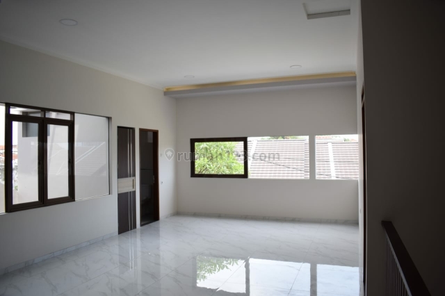 Rumah Baru Minimalis Terbaik Di TKI 3,Taman Kopo Indah, Taman Kopo Indah, Bandung