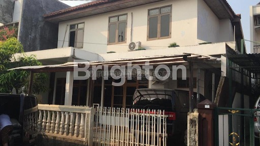 Rumah dekat kampus di bintaro sektor 3, Bintaro, Jakarta Selatan