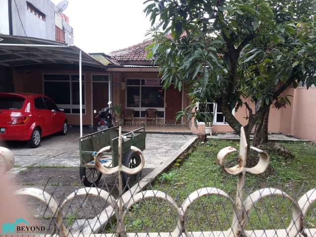 RUMAH MENAWAN POSISI TENAGH KOTA DI GATOT SUBROTO BANDUNG, Gatot Subroto, Bandung