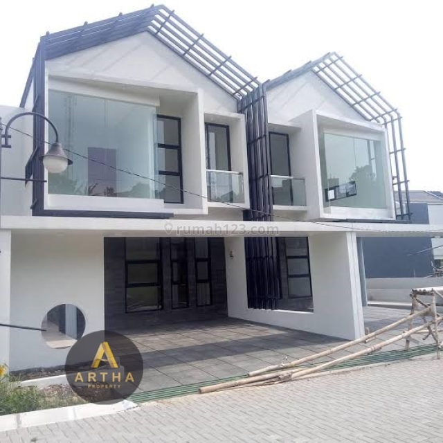 Rumah Graha Pinus Circle Pondok Hijau - Gegerkalong Bandung, Pondok Hijau, Bandung