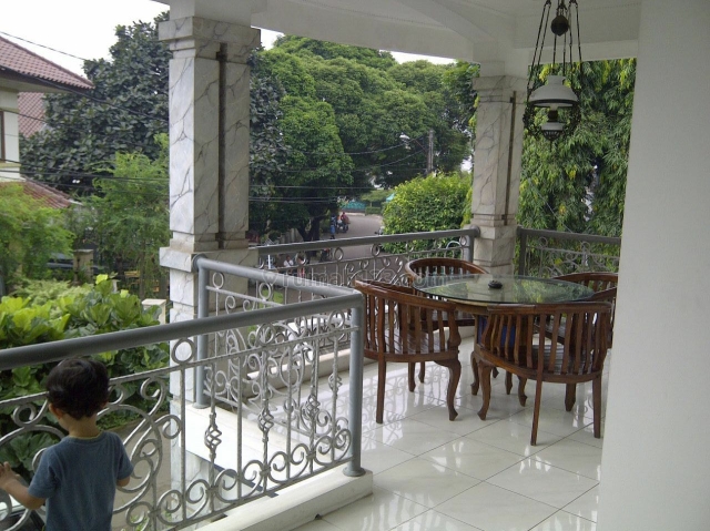 Rumah Bagus 2 Lt. Bintaro Sek. 3, Bintaro, Tangerang