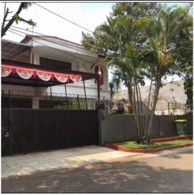 Rumah Bagus Siap Huni, Kebayoran Baru, Jakarta Selatan