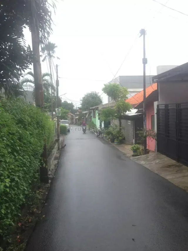 Rumah hitung tanah saja di bintaro.., Bintaro, Jakarta Selatan