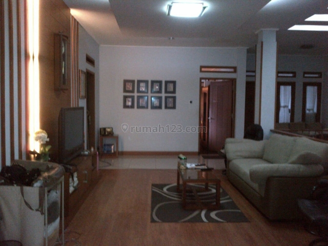 rumah tubagus ismail,dago,dipatiukur bandung tengah, Tubagus Ismail, Bandung