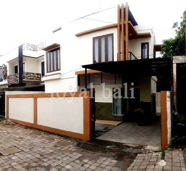 Rumah / Modern House and Convenient Location at Ungasan, Badung Bali, Ungasan, Badung