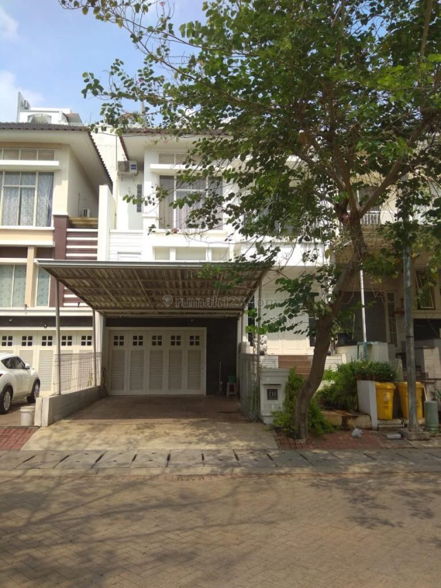 rumah crown golf siap huni 2 lantai 3 kamar tidur semifurnished, Pantai Indah Kapuk, Jakarta Utara