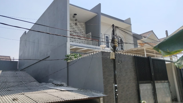 Rumah full furnished Bagus banget Kondisi Siap Huni Rapih Bersih, Taman Palem, Jakarta Barat