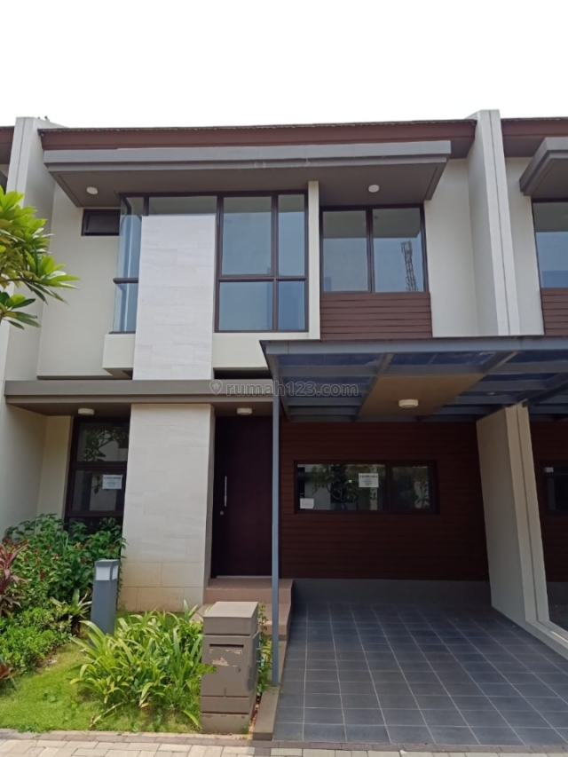 Rumah Hunian Baru Vanya Park Bsd, BSD City, Tangerang