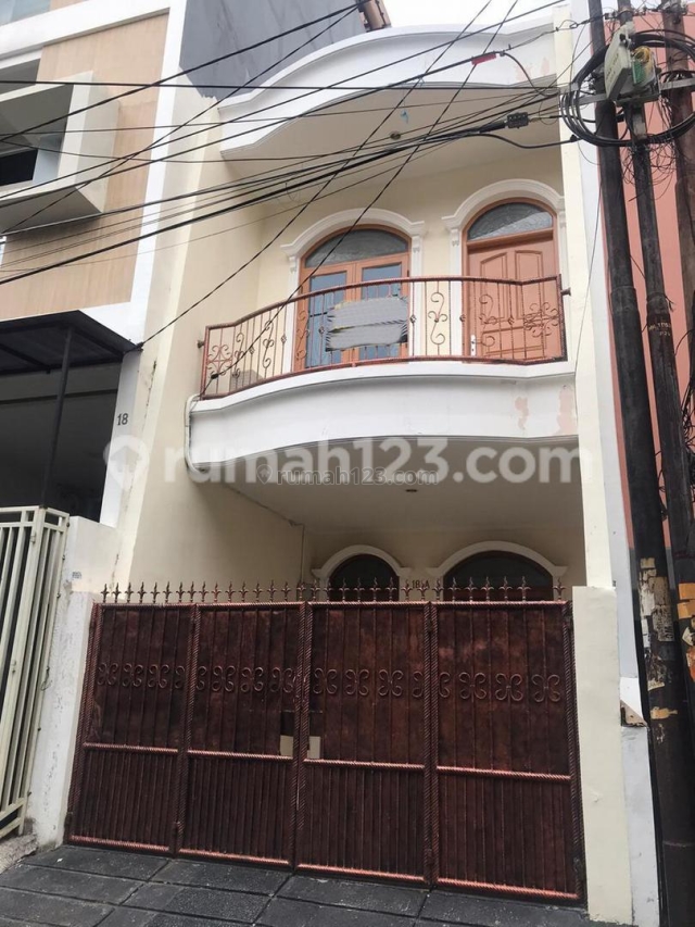 Rumah 2 Lantai di Tanjung Duren 2 Kamar+1 Harga 75JtTahun, Tanjung Duren, Jakarta Barat, Tanjung Duren, Jakarta Barat