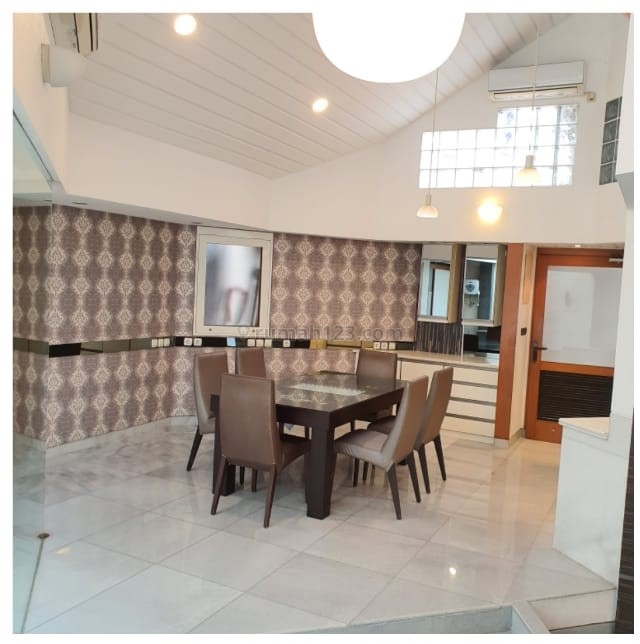 Rumah Mewah di Kebayoran Baru, Jakarta Selatan ~ Lokasi Strategis (IB), Kebayoran Baru, Jakarta Selatan