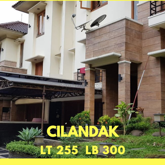 Rumah Dalam Cluster di Cilandak, Cilandak, Jakarta Selatan