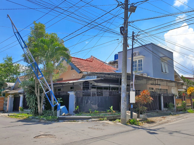 Rumah Murah Bangunan Terawat di Sulfat, 4 Menit ke Raya Sulfat, Sulfat, Malang