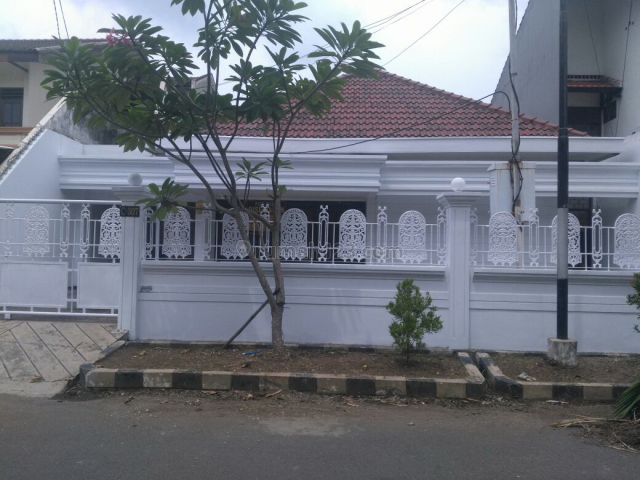 Rumah Margorejo Indah, Strategis., Wonocolo, Surabaya