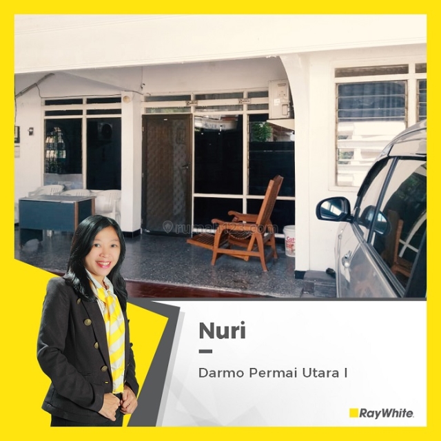 Rumah Bangunana Kuno terawat di Darmo Permai Utara, Dukuh Pakis, Surabaya