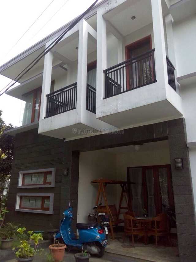 RUMAH NYAMAN LT. 575/550M SUKARESMI SAYAP SETIABUDI BANDUNG, Sukajadi, Bandung