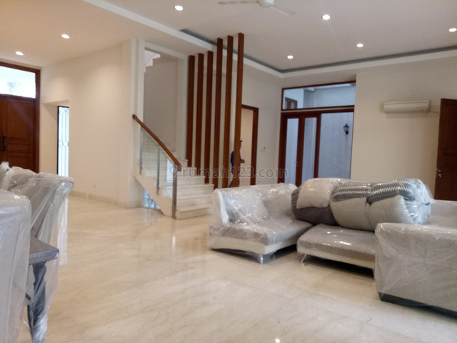Luxury house in Kemang area ready for rent, Kemang, Jakarta Selatan