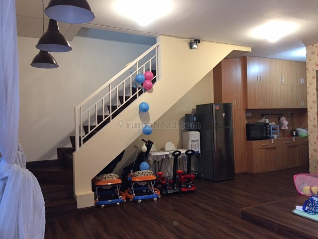 RUMAH SIAP HUNI & RENOV LAYAR PERMAI PIK, Pantai Indah Kapuk, Jakarta Utara