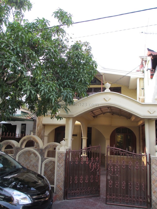 Rumah siap huni,bagus di Graha RAYA, Graha Raya, Tangerang