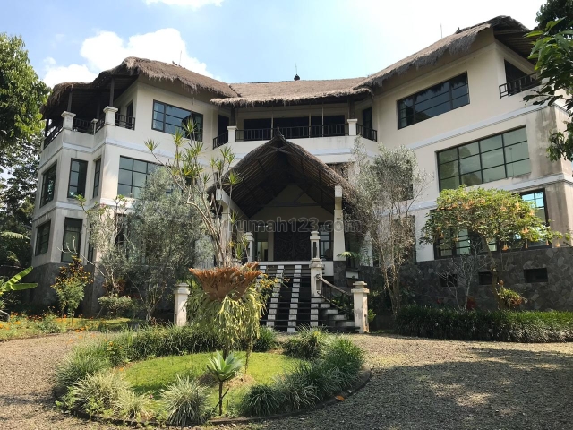 VILLA SIAP PAKAI DI CISARUA BOGOR, Cisarua, Bogor